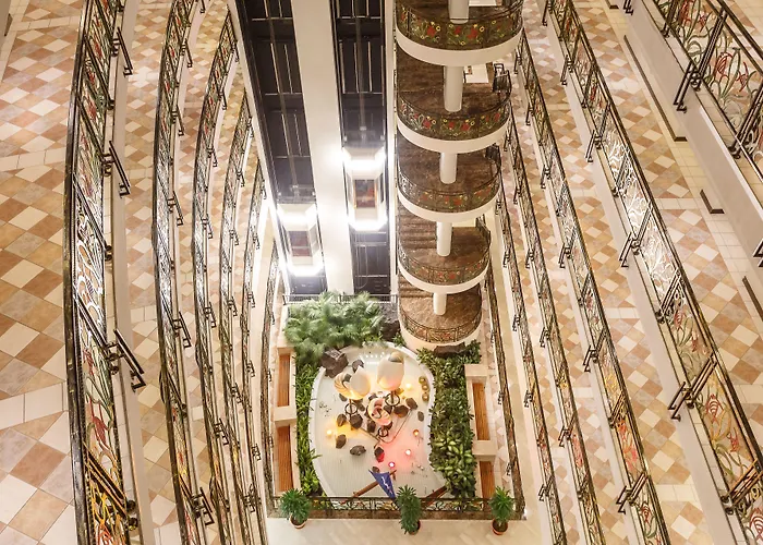 Palasia Hotel